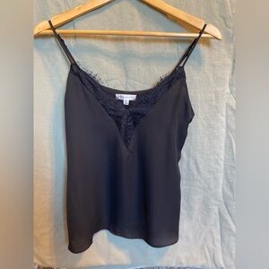 SOCIALITE TANK TOP WITH LACE DETAIL